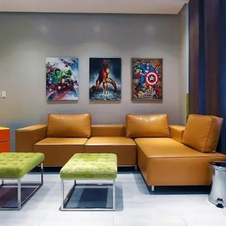Luxestaysmnl Coastal Chic Netflx 380Mbps Pool Bgc Manila Exterior photo