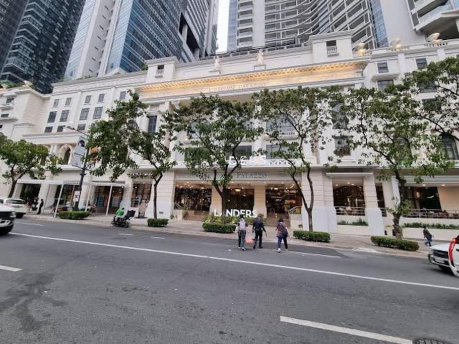 Luxestaysmnl Coastal Chic Netflx 380mbps Pool Bgc *