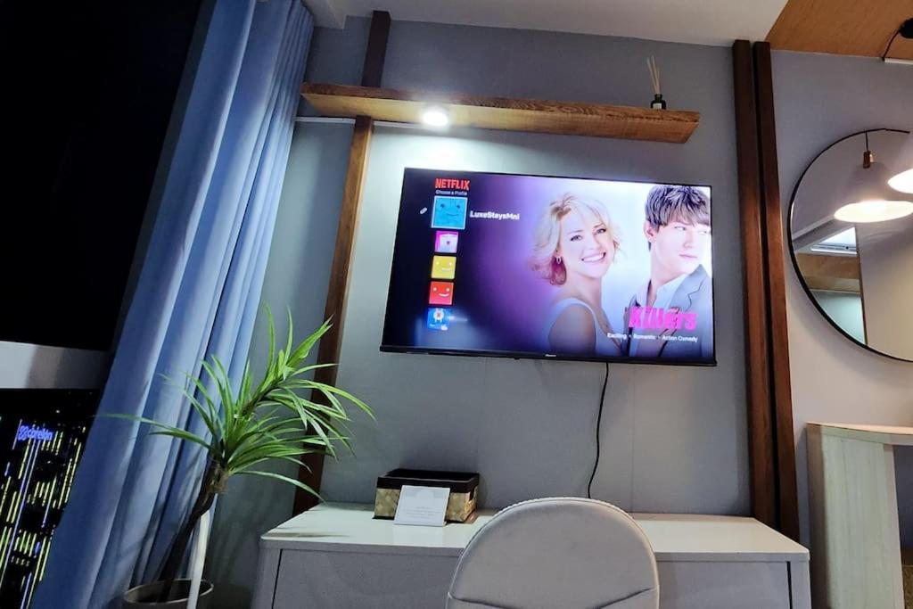 Apartment Luxestaysmnl Coastal Chic Netflx 380mbps Pool Bgc Manila