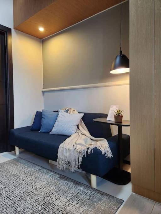 Luxestaysmnl Coastal Chic Netflx 380mbps Pool Bgc Apartment *