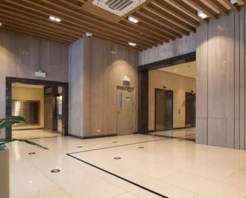 Apartment Luxestaysmnl Coastal Chic Netflx 380mbps Pool Bgc Manila