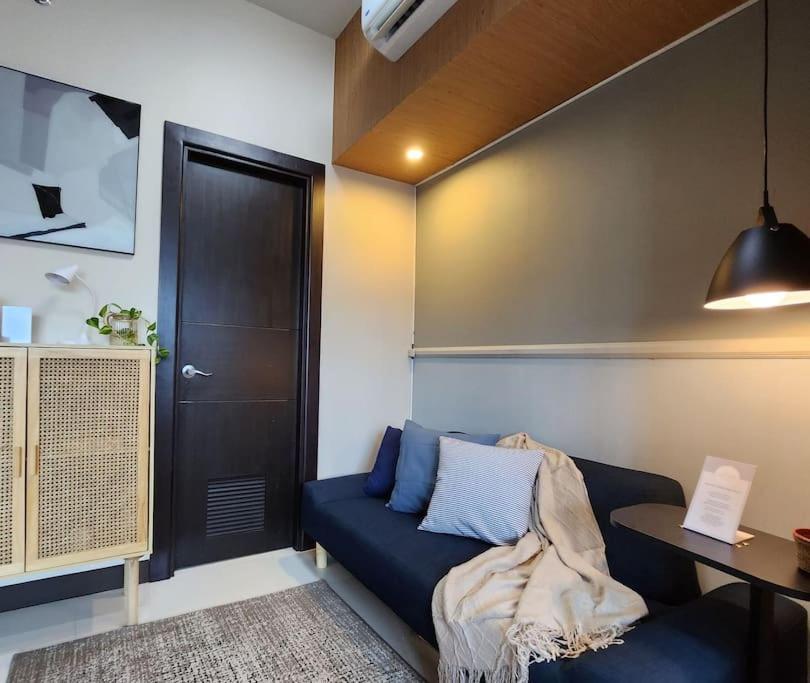 Apartment Luxestaysmnl Coastal Chic Netflx 380mbps Pool Bgc Manila